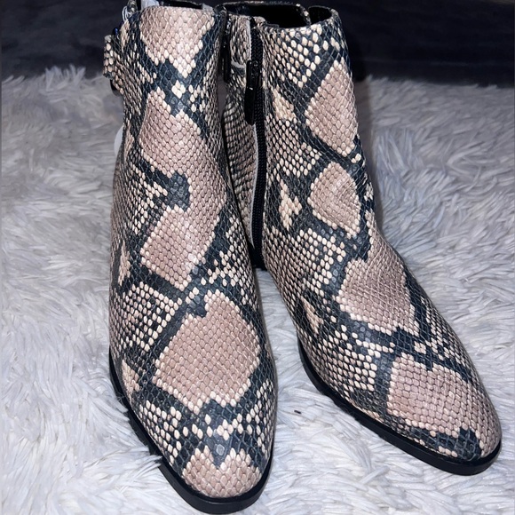 NWT Snakeskin Booties - Picture 2 of 6
